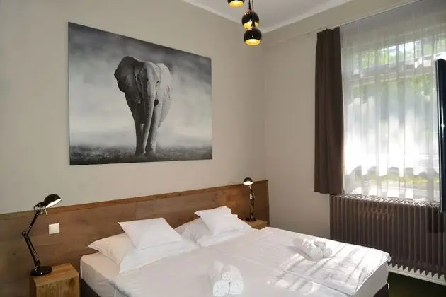 Standard Oda, Bahçe Manzaralı