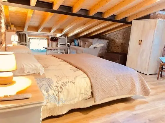 Exclusive Tek Büyük Yataklı Oda