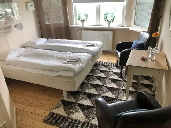 Basic Tek Büyük Yataklı Oda