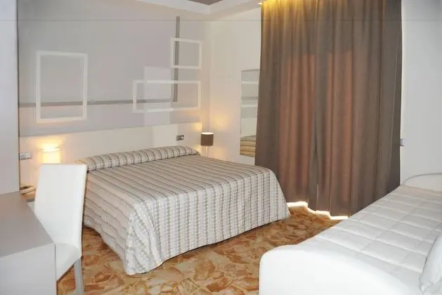 Tek Büyük veya İki Ayrı Yataklı Oda