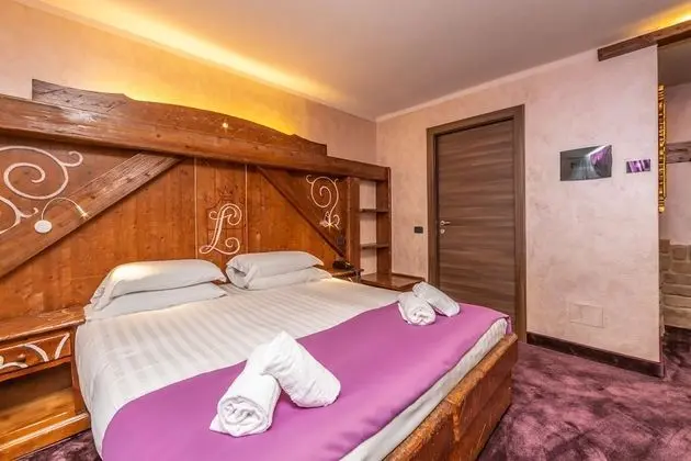 Junior Tek Büyük Yataklı Oda, 1 En Büyük (King) Boy Yatak