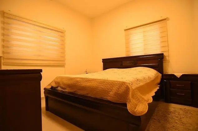 Standard Apart Daire, Bahçe Manzaralı