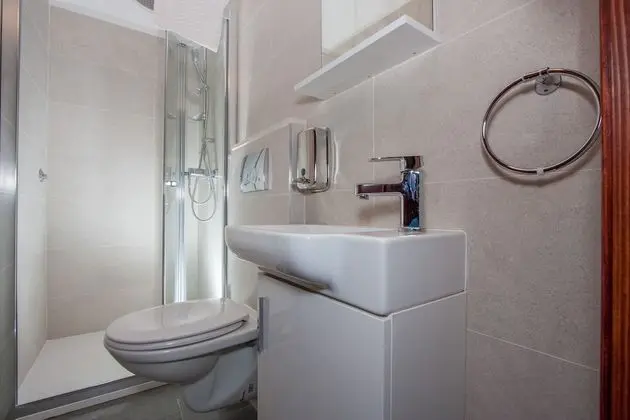 Standard Apart Daire, Balkon