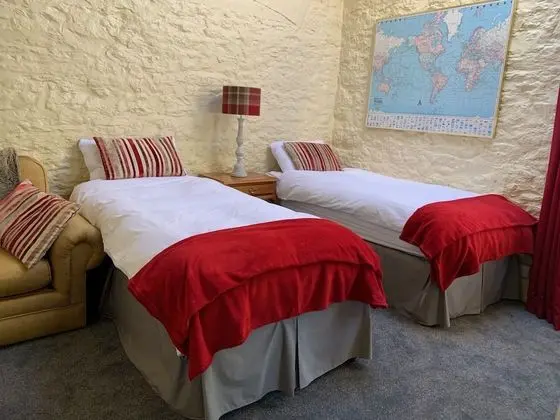 Kır Evi, Özel Banyo, Bahçe Manzaralı