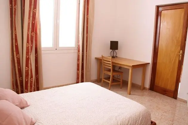 Grand Tek Büyük Yataklı Oda, 1 Büyük (Queen) Boy Yatak, Şehir Manzaralı, Kule (1)