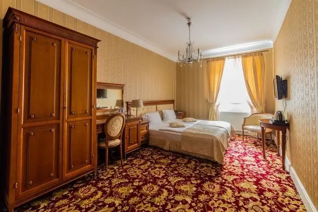 Superior Tek Büyük veya İki Ayrı Yataklı Oda