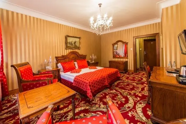 Superior Tek Büyük veya İki Ayrı Yataklı Oda