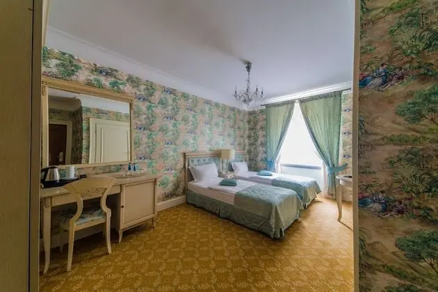 Superior Tek Büyük veya İki Ayrı Yataklı Oda