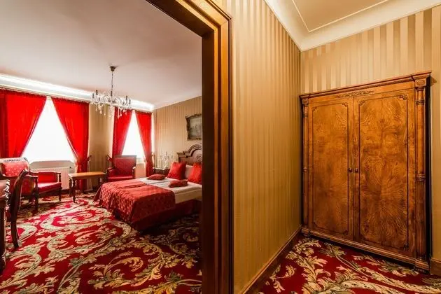 Superior Tek Büyük veya İki Ayrı Yataklı Oda