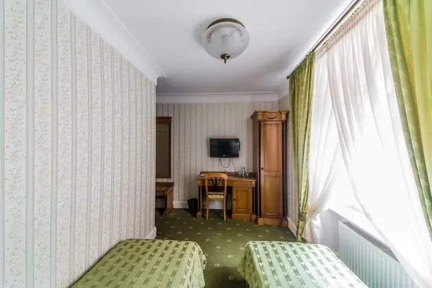 Tek Büyük veya İki Ayrı Yataklı Oda