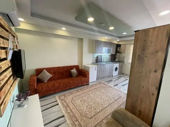 1+1 Oda, Kara Manzaralı, Balkonlu