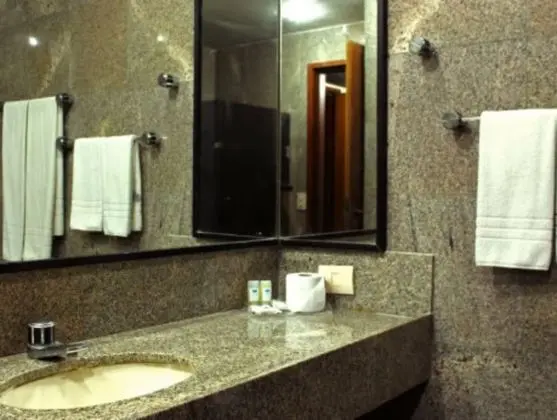 Luxury Tek Büyük Yataklı Oda