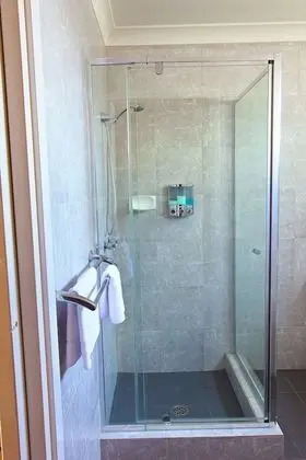 Standard Oda, 1 Büyük (Queen) Boy Yatak, Sigara İçilmez