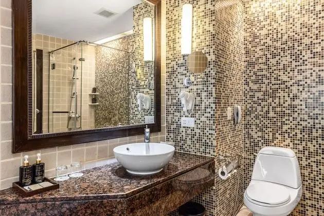 Deluxe Oda, Havuz Kullanımı