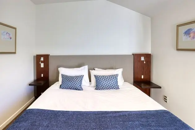 Standard Apart Daire, 2 Yatak Odası, Avlu