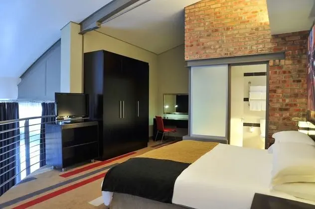 Çatı Katı (Loft)