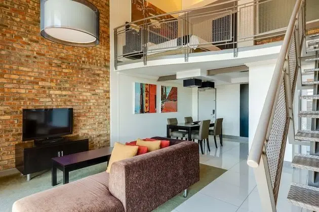 Çatı Katı (Loft)