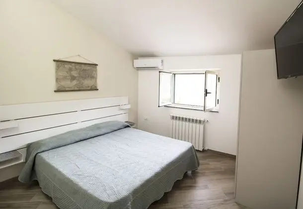 Basic Dört Kişilik Oda, 1 Yatak Odası, Özel Banyo, Bahçeli