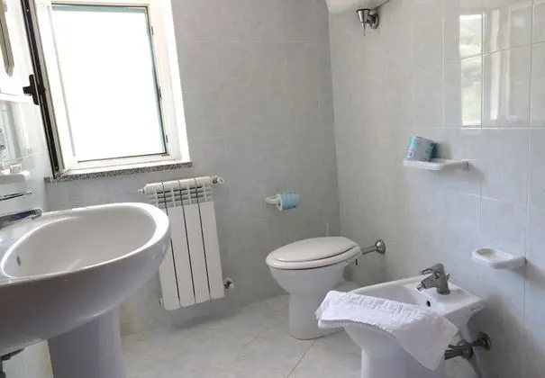 Basic Ev, 2 Yatak Odası, Küçük Mutfak