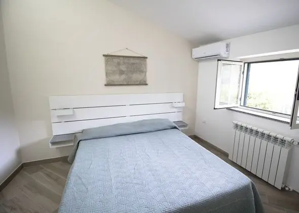 Classic Tek Büyük Yataklı Oda