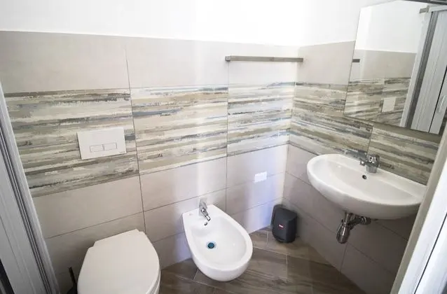 Classic Tek Büyük Yataklı Oda