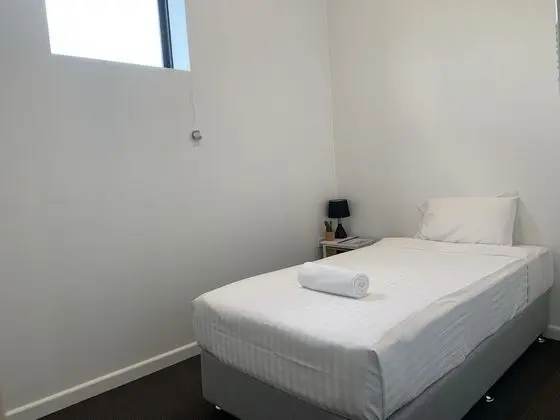 Basic Oda, 1 Tek Kişilik XL Yatak, Ortak Banyo