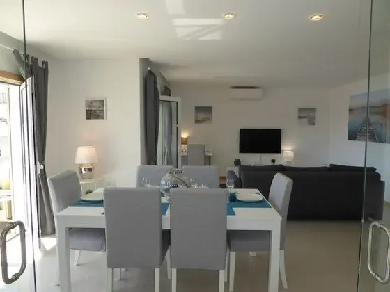 Apart Daire, 2 Yatak Odası, Havuz Kullanımı, Havuz Manzaralı