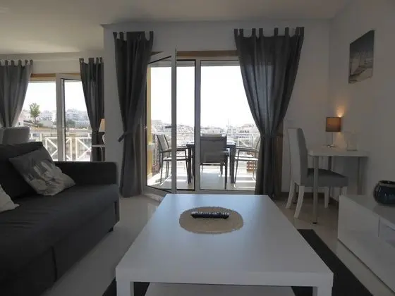 Apart Daire, 2 Yatak Odası, Havuz Kullanımı, Havuz Manzaralı