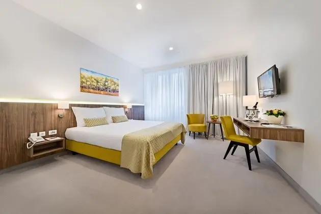 Tek Büyük Yataklı Oda