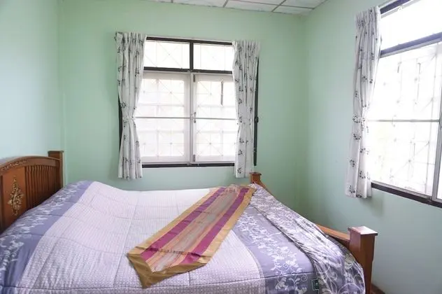 Deluxe Room with Air-conditioner