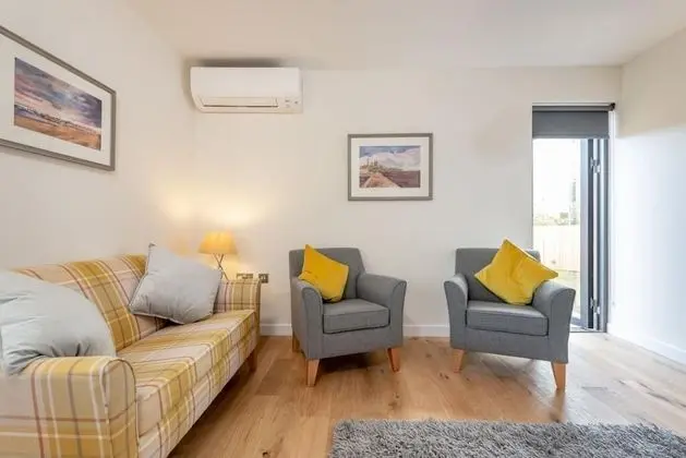 Ev, Sigara İçilmez, Bahçe Manzaralı