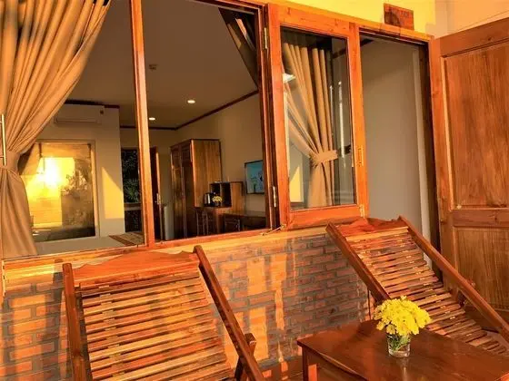 Deluxe Tek Büyük Yataklı Oda, Bahçe Manzaralı