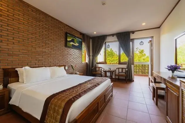 Deluxe Tek Büyük Yataklı Oda, Bahçe Manzaralı