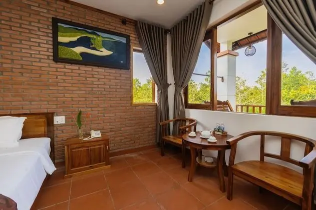 Deluxe Tek Büyük Yataklı Oda, Bahçe Manzaralı