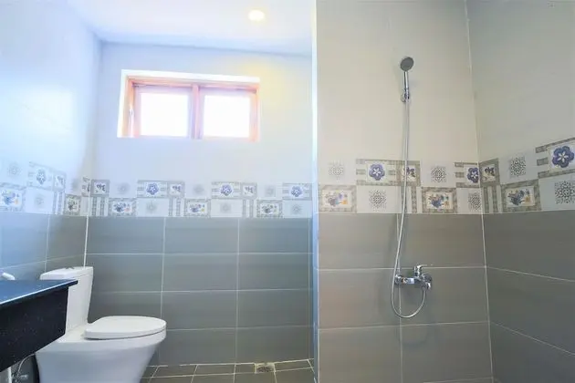Deluxe Tek Büyük Yataklı Oda, Bahçe Manzaralı