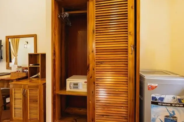 Tek Büyük Yataklı Oda, Bahçe Manzaralı