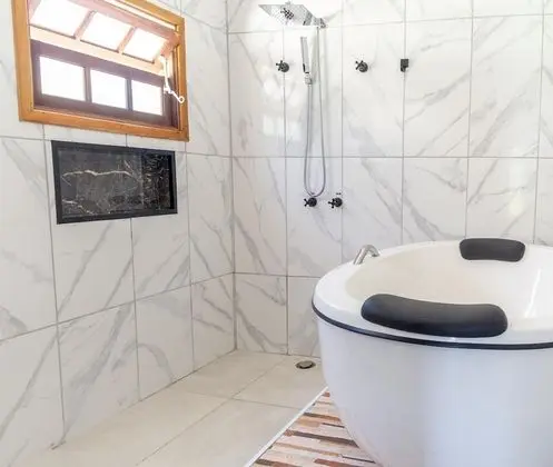 Luxury Tek Büyük Yataklı Oda