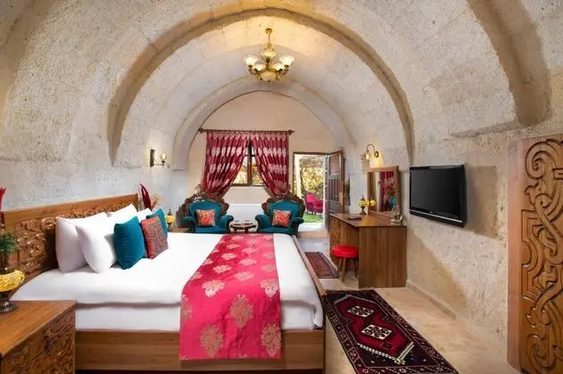 Deluxe Suite, Havuzlu