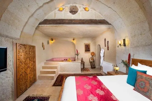 Deluxe Suite, Havuzlu
