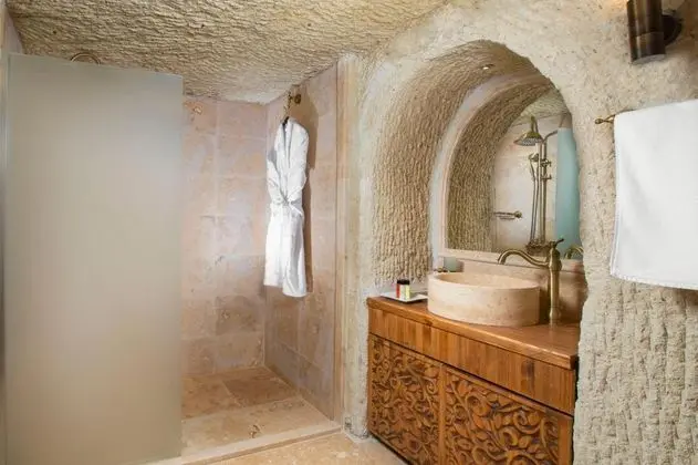 Deluxe Suite, Havuzlu