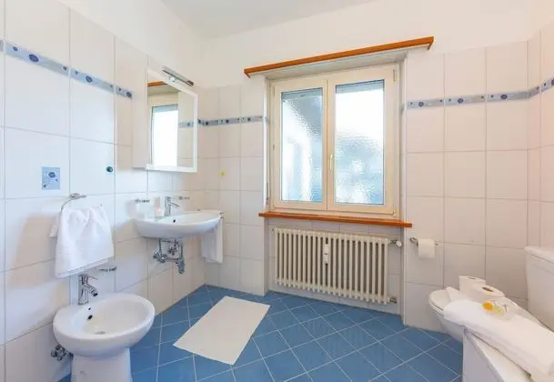 Family Apart Daire, Birden Çok Yatak, Bahçeli (Garden On The Lake)