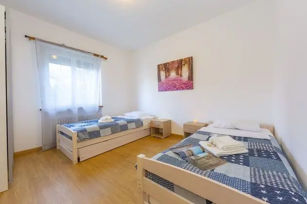 Family Apart Daire, Birden Çok Yatak, Bahçeli (Garden On The Lake)