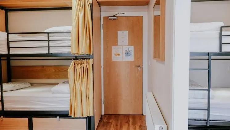 Ortak Ranzalı Oda, Karma Ranzalı Oda (Sleep 8)