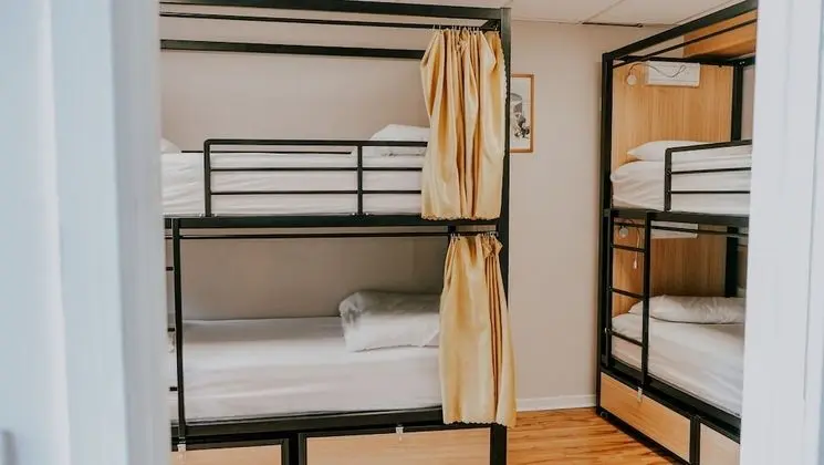 Ortak Ranzalı Oda, Sadece kadınlar için (Sleep 6)