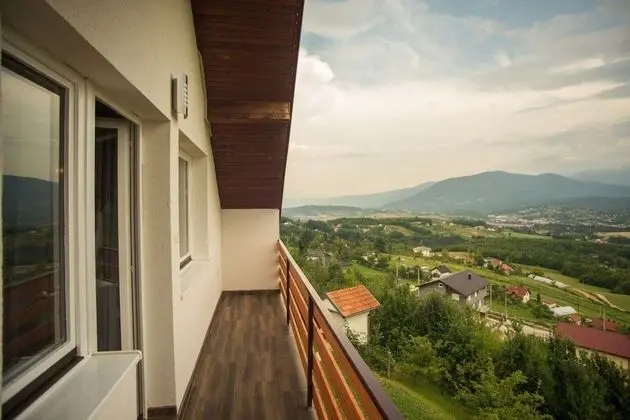 Ev