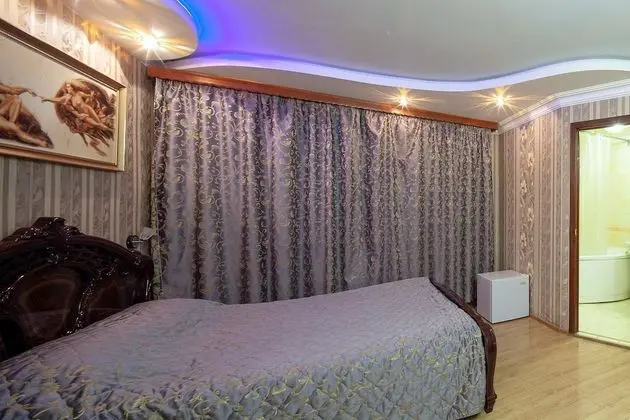 Comfort Tek Büyük Yataklı Oda