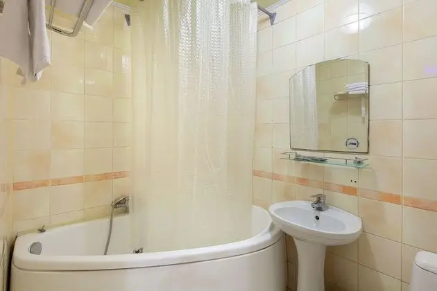Comfort Tek Büyük Yataklı Oda
