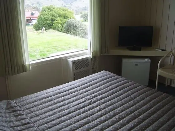 Standard Oda, Sigara İçilmez (Budget Queen Room)