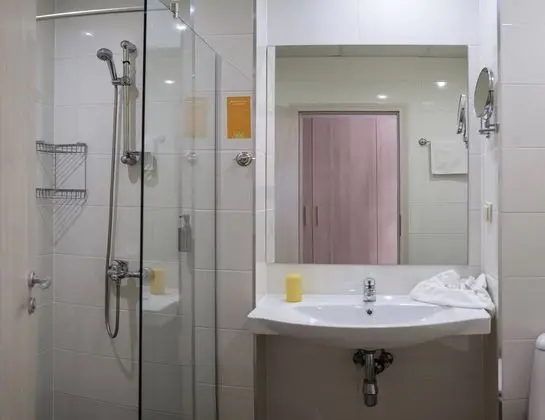 Superior Tek Büyük veya İki Ayrı Yataklı Oda