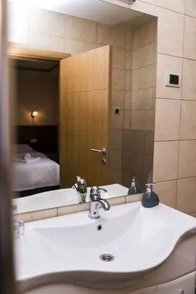 Tek Büyük Yataklı Oda (Extra Bed)